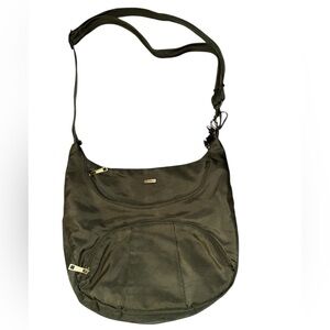 Travelon Crossbody Antitheft Bag